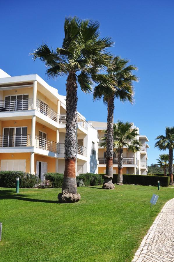 Sea And Pool At Vila Da Praia Alvor Exterior photo