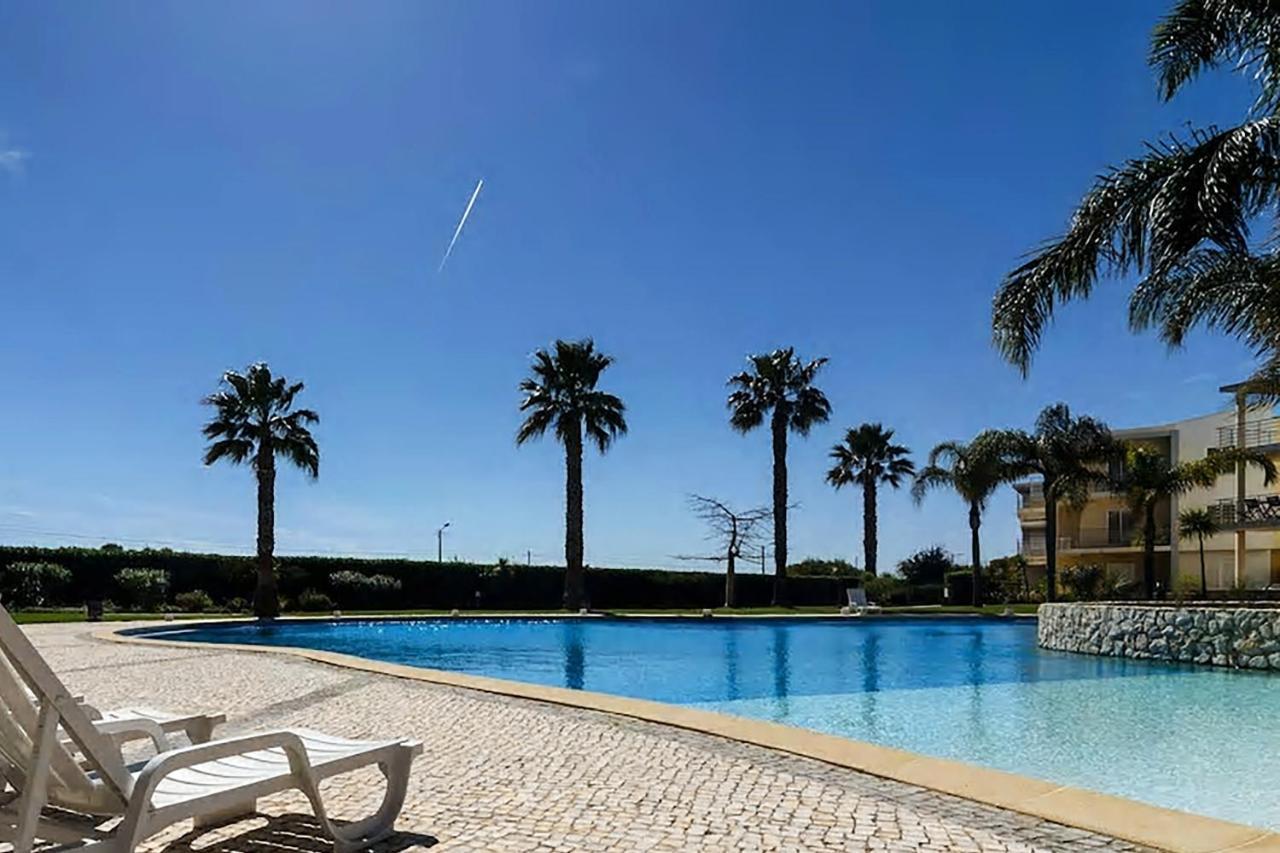 Sea And Pool At Vila Da Praia Alvor Exterior photo